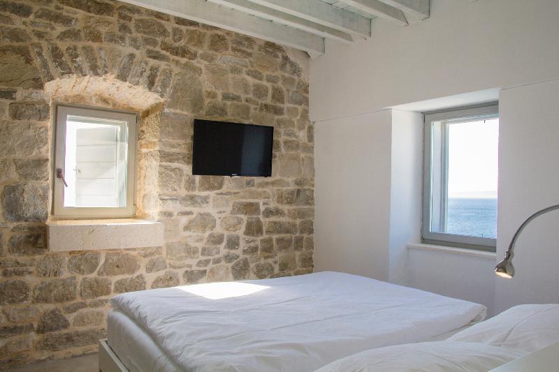 Stone Lady - Holiday Home Omis Exterior photo